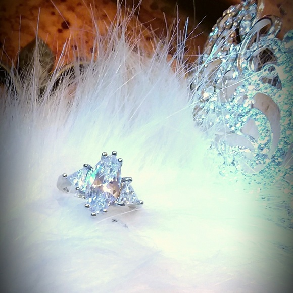 ♦️HP! '2.5CT MARQUIS DIAM/2CT TRILLIONS RING♦️8 - Picture 6 of 6